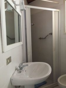 bagno villetta indipendente Canniggione